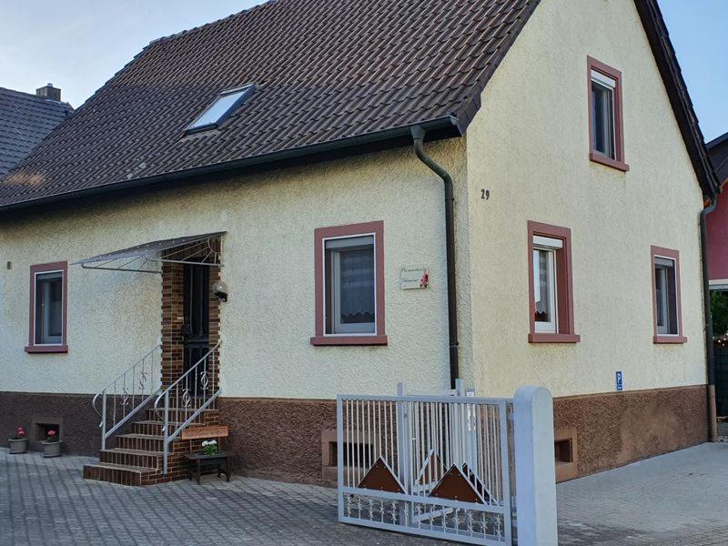 Holiday Home Debacher คัปเพล-กราเฟินเฮาเซน ภายนอก รูปภาพ